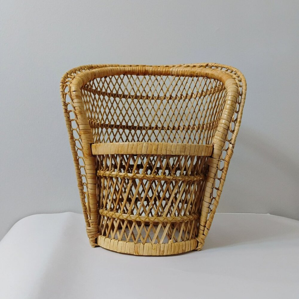 Vintage Wicker Peacock Doll Chair, Rattan Plant Stand, Hippie Boho Fan Back - Picture 3 of 8
